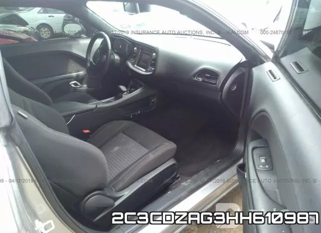 2C3CDZAG3HH610987_5.webp