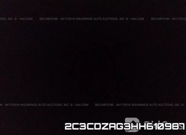 2C3CDZAG3HH610987_6.webp