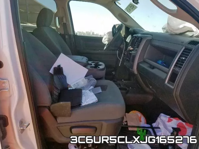 3C6UR5CLXJG165276_5.webp