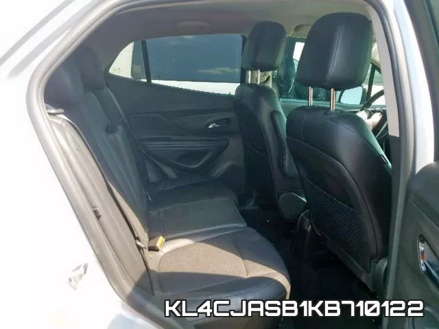 KL4CJASB1KB710122_6.webp