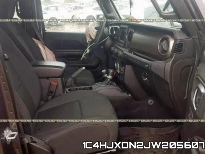 1C4HJXDN2JW205607_5.webp