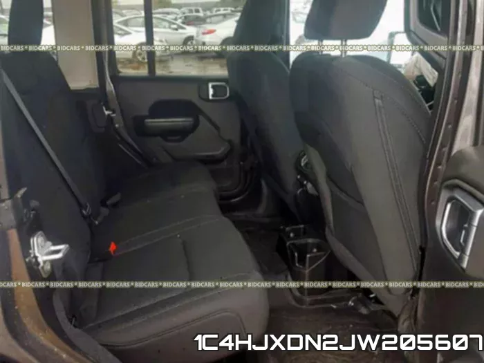 1C4HJXDN2JW205607_6.webp