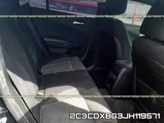 2C3CDXBG3JH119571_6.webp