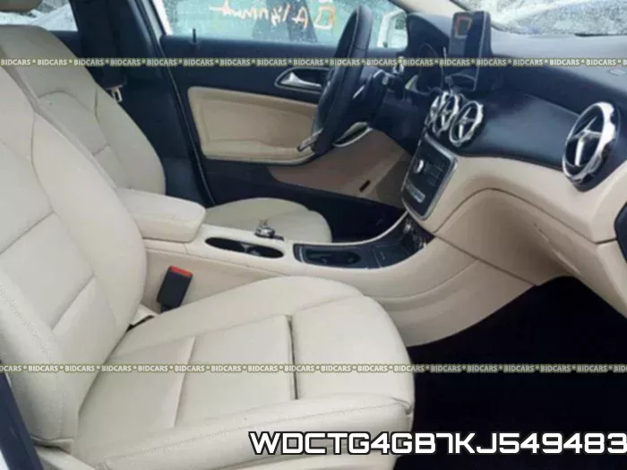 WDCTG4GB7KJ549483_5.webp