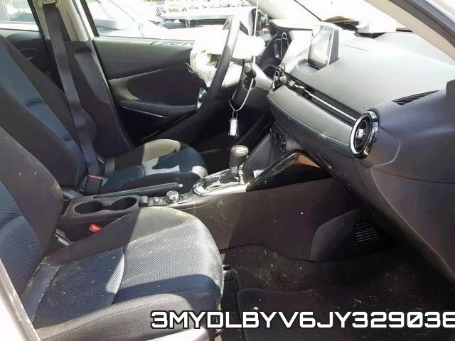 3MYDLBYV6JY329038_5.webp