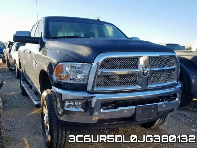 3C6UR5DL0JG380132_1.webp