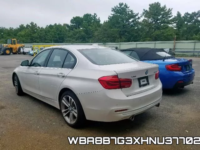 WBA8B7G3XHNU37702_3.webp