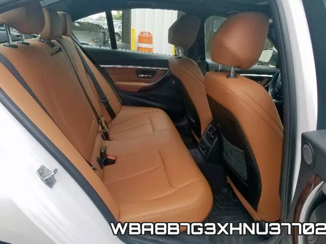 WBA8B7G3XHNU37702_6.webp