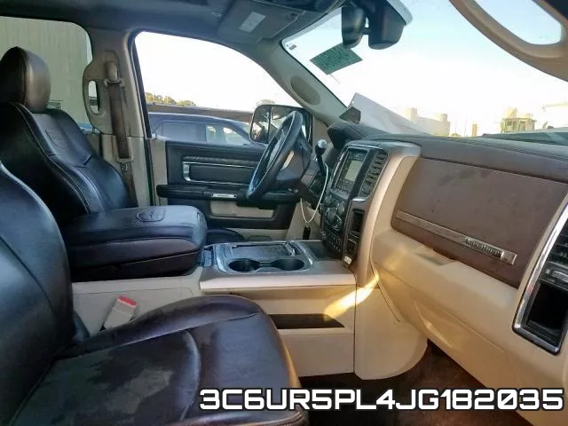 3C6UR5PL4JG182035_5.webp