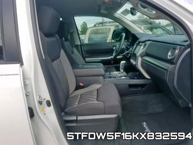 5TFDW5F16KX832594