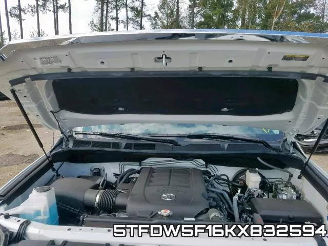 5TFDW5F16KX832594