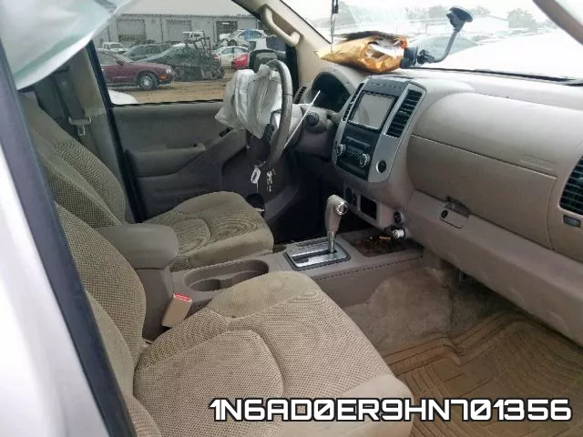1N6AD0ER9HN701356_5.webp