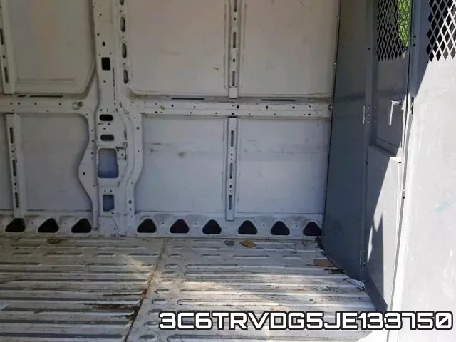 3C6TRVDG5JE133750_6.webp