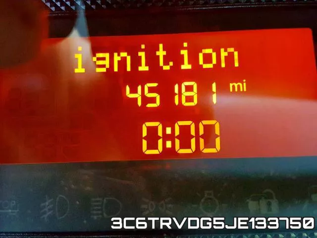 3C6TRVDG5JE133750_8.webp