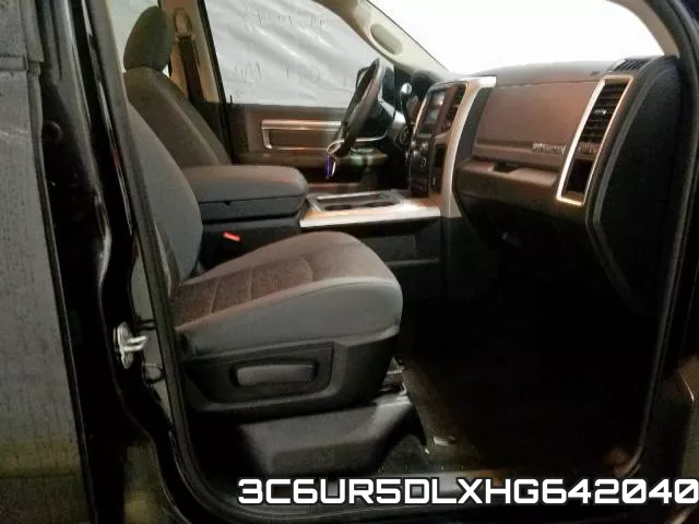 3C6UR5DLXHG642040