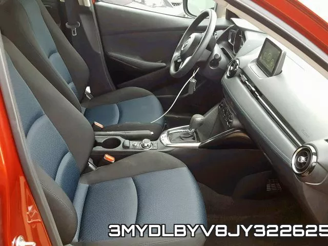 3MYDLBYV8JY322625_5.webp