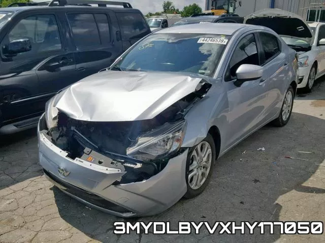 3MYDLBYVXHY177050_2.webp