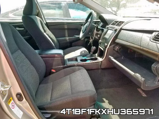 4T1BF1FKXHU365971_5.webp