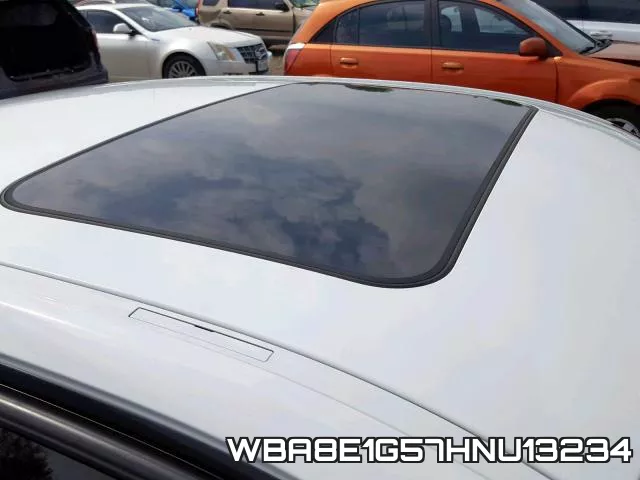 WBA8E1G57HNU13234_9.webp