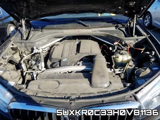 5UXKR0C33H0V81136