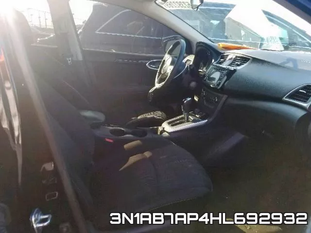 3N1AB7AP4HL692932_5.webp