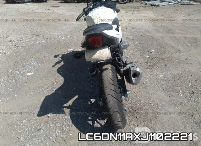 LC6DN11AXJ1102221
