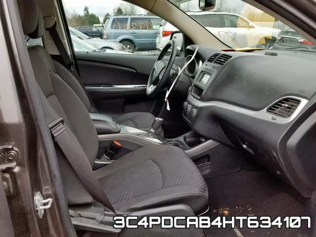 3C4PDCAB4HT634107_5.webp