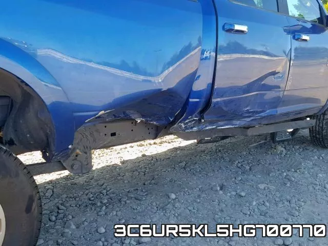 3C6UR5KL5HG700770_9.webp