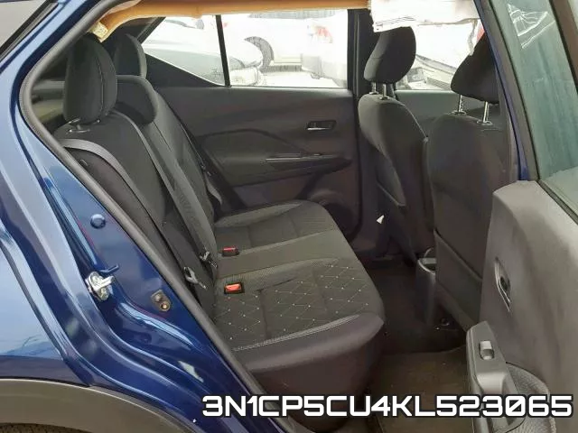 3N1CP5CU4KL523065_6.webp