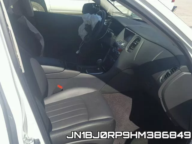 JN1BJ0RP9HM386849_5.webp