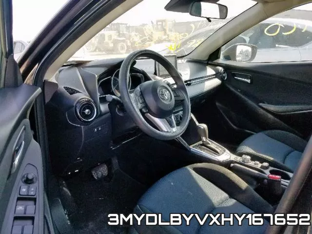 3MYDLBYVXHY167652_9.webp
