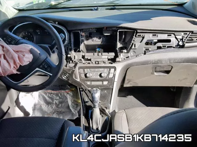 KL4CJASB1KB714235_9.webp