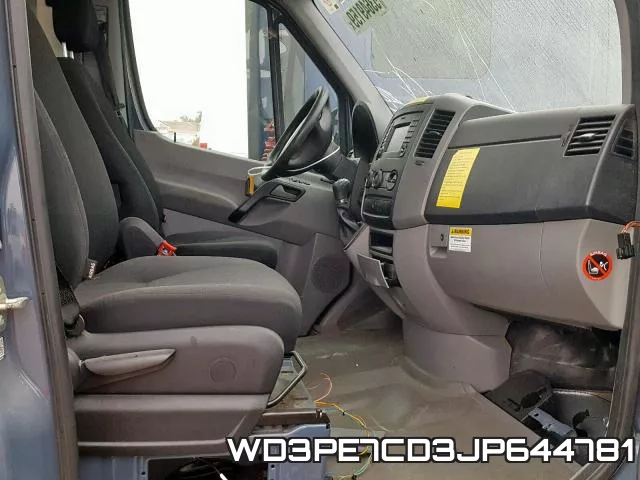 WD3PE7CD3JP644781_5.webp