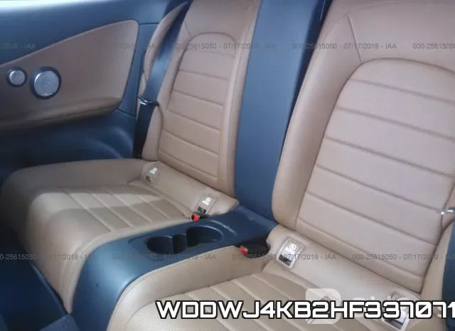 WDDWJ4KB2HF337071_8.webp