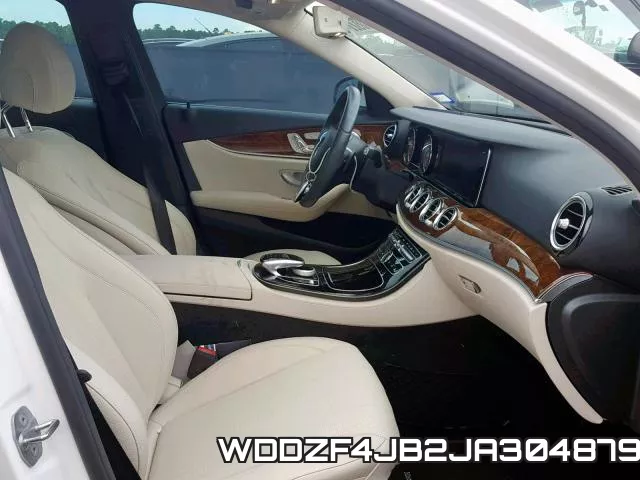 WDDZF4JB2JA304879_5.webp