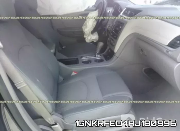 1GNKRFED4HJ180996_5.webp