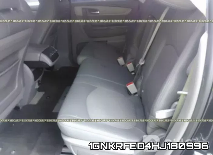 1GNKRFED4HJ180996_8.webp