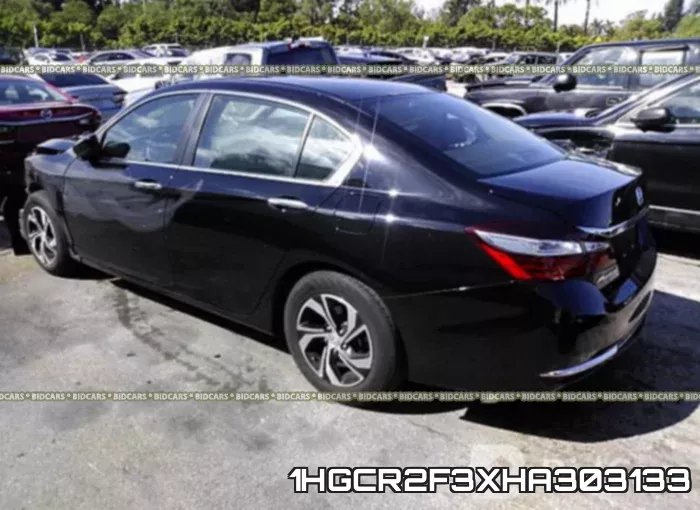 1HGCR2F3XHA303133_3.webp