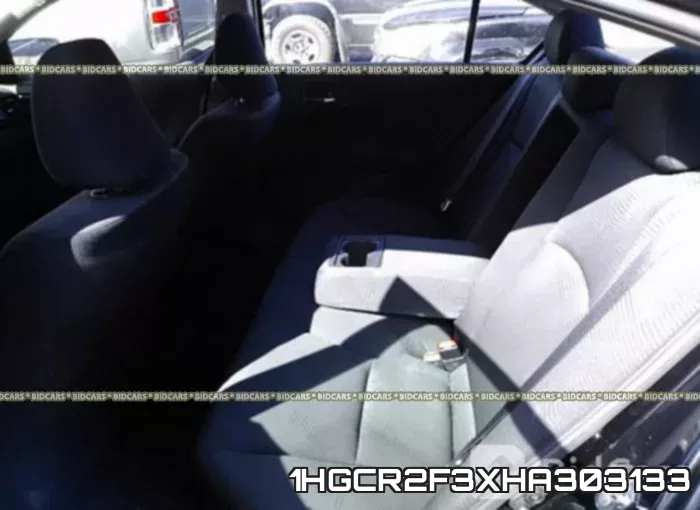 1HGCR2F3XHA303133_8.webp