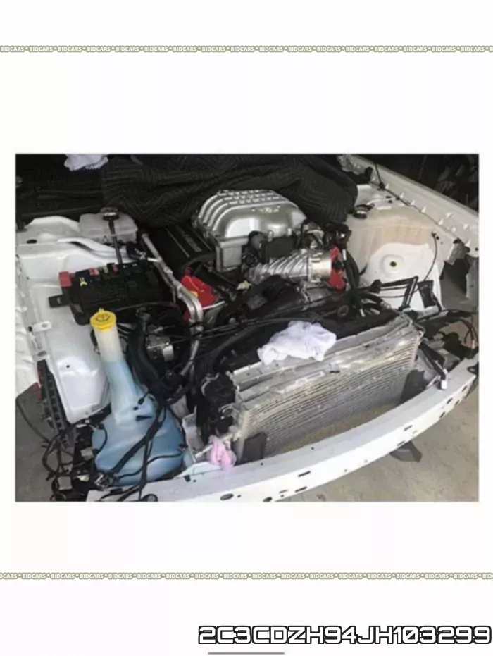 2C3CDZH94JH103299_2.webp