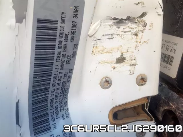 3C6UR5CL2JG290160_10.webp
