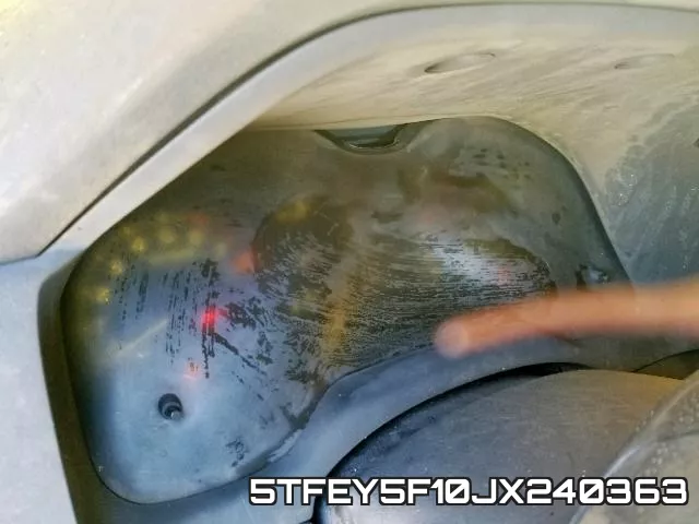 5TFEY5F10JX240363_8.webp