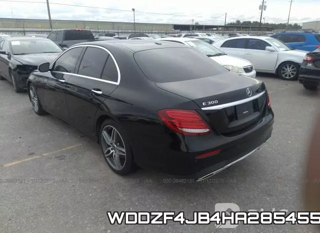 WDDZF4JB4HA285455_3.webp