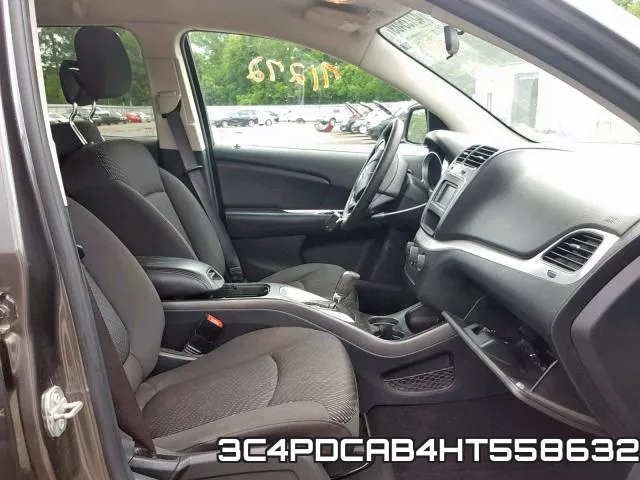 3C4PDCAB4HT558632_5.webp