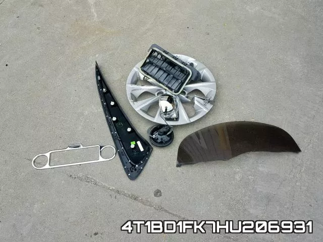4T1BD1FK7HU206931_9.webp