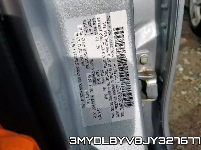 3MYDLBYV8JY327677_10.webp