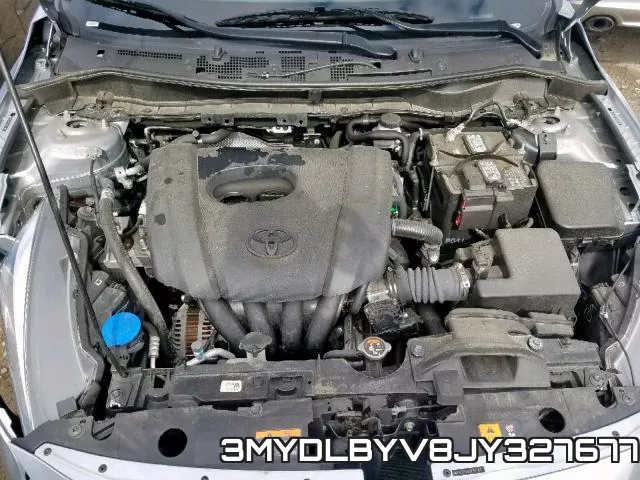 3MYDLBYV8JY327677_7.webp