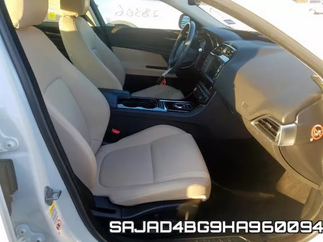 SAJAD4BG9HA960094_5.webp
