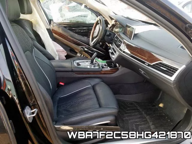WBA7F2C58HG421870_5.webp