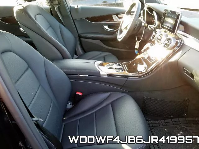 WDDWF4JB6JR419957_5.webp